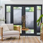 پرده پلیسه پشت دری شیراز